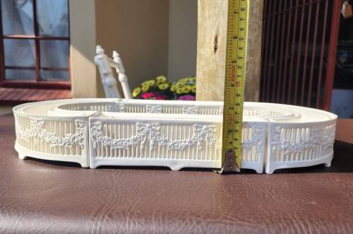 GERMAN PORCELAIN BY MAX ROESLER ANTIQUE 1890S SURTOUT DE TABLE (CENTREPIECE)