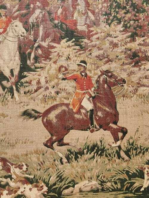 VINTAGE FIRE SCREEN WITH FOX HUNTING SCENE TAPESTRY