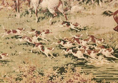 VINTAGE FIRE SCREEN WITH FOX HUNTING SCENE TAPESTRY