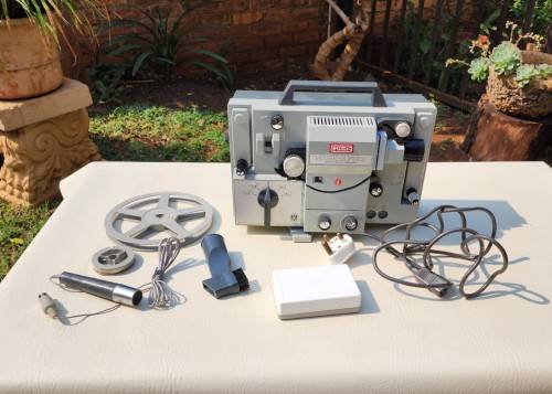 VINTAGE 1960S EUMIG MARK S712D 8MM FILM PROJECTOR MADE IN AUSTRIA WORKING