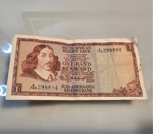 SEVEN OLD SA BANK NOTES FROM THE 2ND (1966-1977) AND 3RD (1978-1991) ISSUES - JAN VAN RIEBEECK