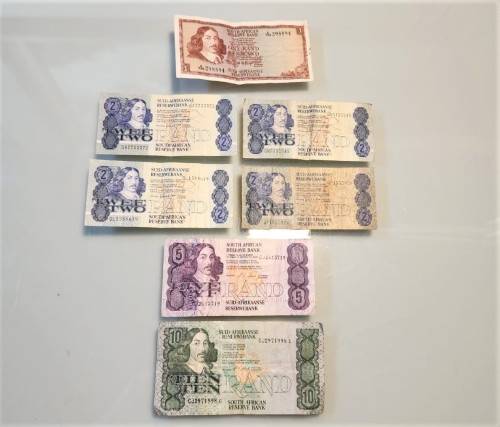 SEVEN OLD SA BANK NOTES FROM THE 2ND (1966-1977) AND 3RD (1978-1991) ISSUES - JAN VAN RIEBEECK