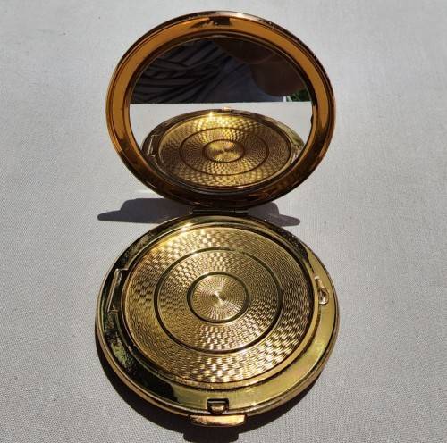 VINTAGE 1950S ENGLISH MADE ROSE COMPACT MIRROR AND POWDER CASE