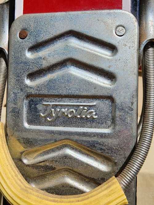 EYECATCHING FISCHER AUSTRIAN 1970S WOODEN SKIS 1,8M LONG WITH TYROLIA SKIMEISTER BINDINGS