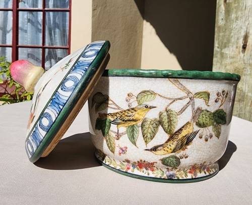 VINTAGE WONG LEE (WL) 1895 CHINESE PORCELAIN LIDDED BOWL