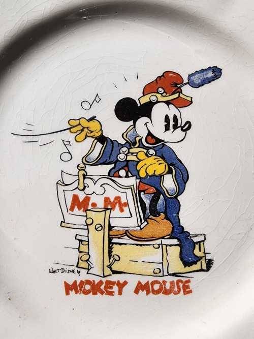 CUTE DISNEY MICKEY MOUSE DIRECTING THE OCHESTRA PLATE