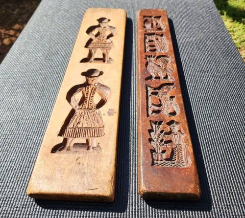 SPECIAL VINTAGE HAND CARVED 1-SIDED COOKIE MOLDS  GINGERBREAD MAN AND SOME ANIMALS  SET 2 OF 3