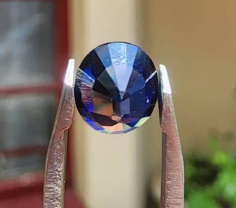 SHINING 2.0CT BLUE SAPPHIRE WITH LOVELY OVAL CUT FROM AFRICA  THERMAL TESTED VERY HIGH!