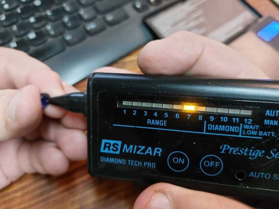 SHINING 2.0CT BLUE SAPPHIRE WITH LOVELY OVAL CUT FROM AFRICA  THERMAL TESTED VERY HIGH!