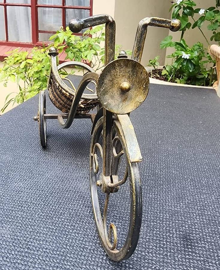 HAND CRAFTED METAL TRICYCLE RICKSHAW CART WINE HOLDER