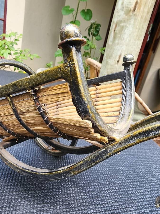 HAND CRAFTED METAL TRICYCLE RICKSHAW CART WINE HOLDER