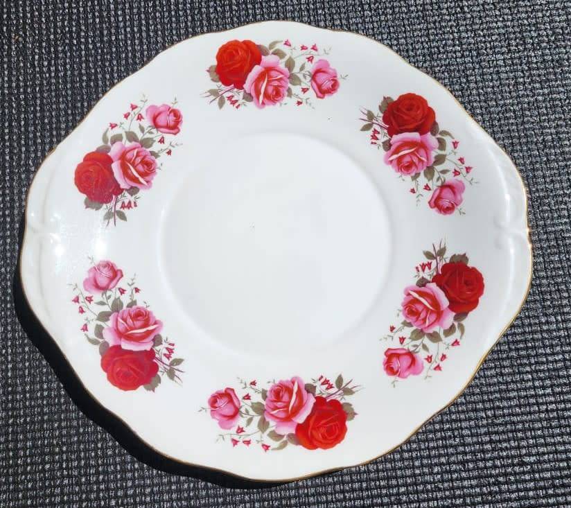 Gorgeous Queen Anne 1960s Red and Pink Roses Pattern Cake Plate
