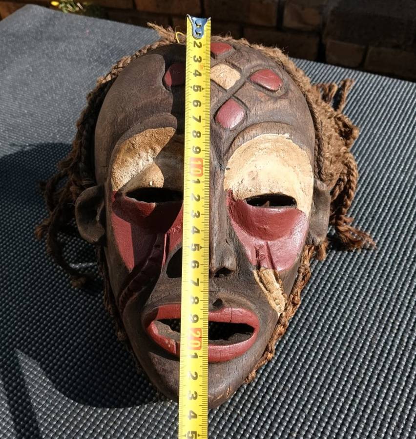 Chokwe Congo Mwana Pwo (Young Girl) Wooden Mask with four-pointed cosmogram symbol on forehead