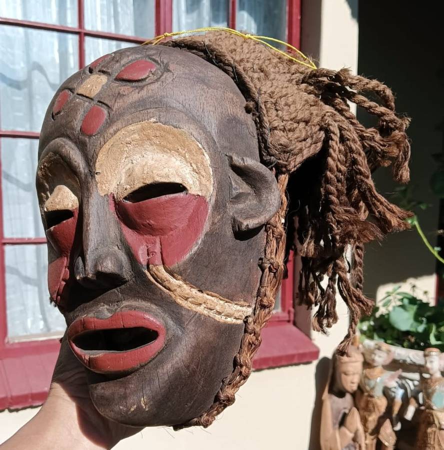 Chokwe Congo Mwana Pwo (Young Girl) Wooden Mask with four-pointed cosmogram symbol on forehead