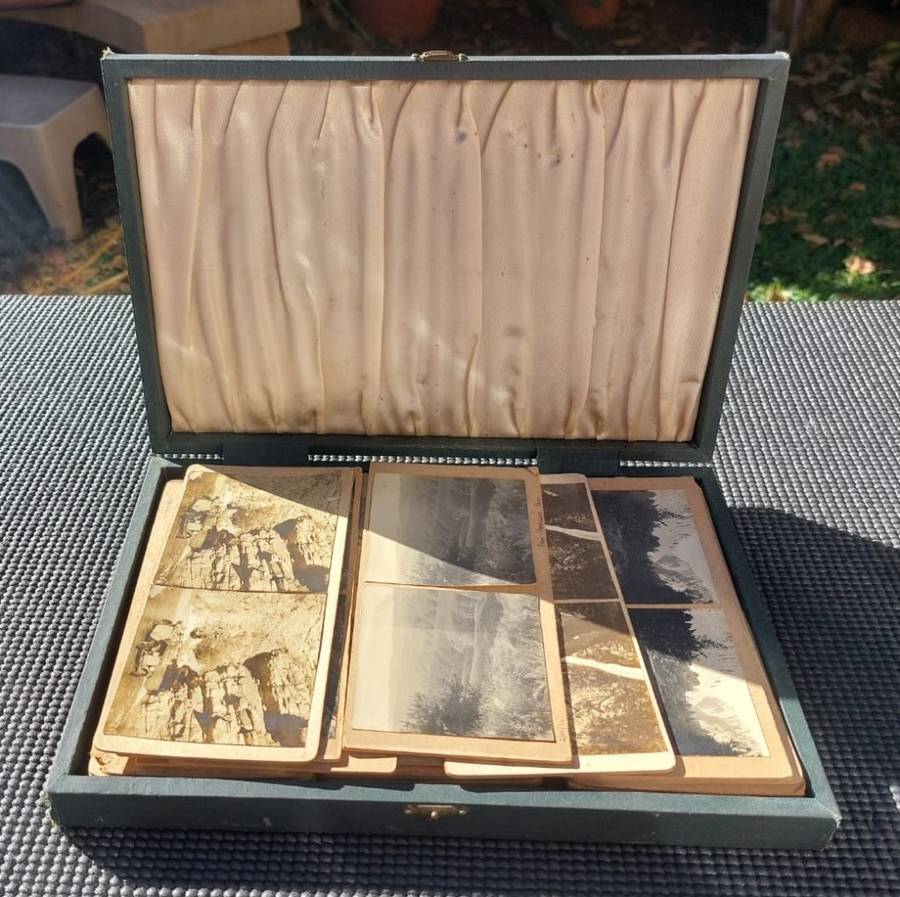 Carte de Visite 76 Old Photos from 1930s in an Old Cutlery Box