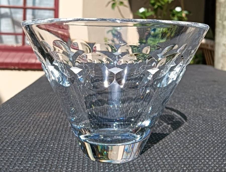 Ringing and Singing Stuart England Chrystal Glass Bowl with Stuart Chrystal Acid Etched Mark