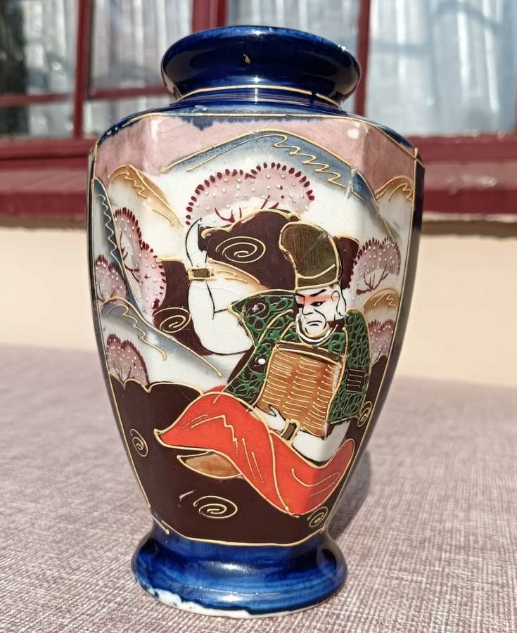 Vintage Japanese Moriage (Raised Enamel) Goddess Kannon Hexagonal (6-Sided) Shaped Vase