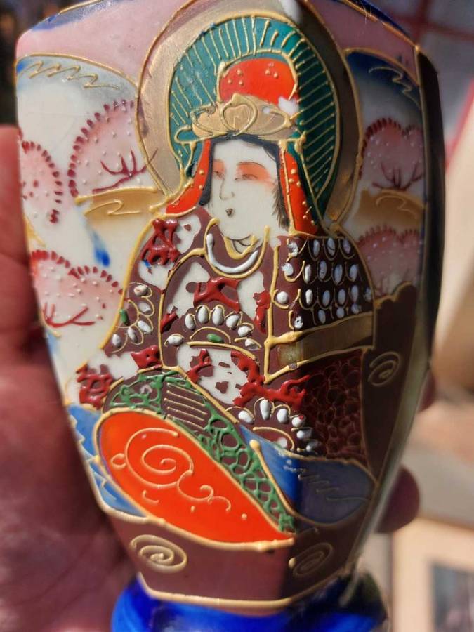 Vintage Japanese Moriage (Raised Enamel) Goddess Kannon Hexagonal (6-Sided) Shaped Vase