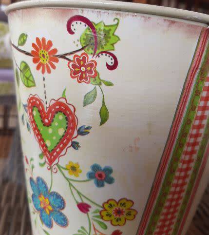 Decorative Tins Rustic