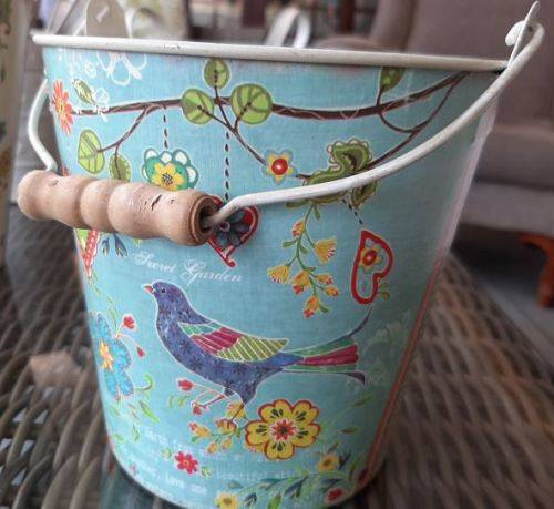 Decorative Tins Rustic
