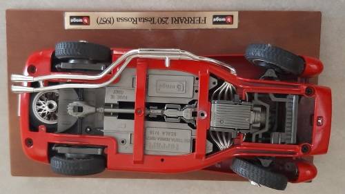 Ferrari 250 Testa Rossa 1957 Red Burago Model Car