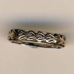 Vintage 9ct gold wedding band