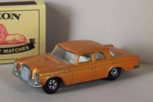 MATCHBOX SERIES No 46 SUPERFAST MERCEDES 300SE
