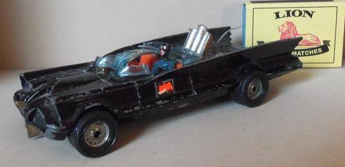 CORGI TOYS - BATMOBILE