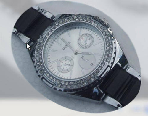 GUESS WATCH- STUNNING***SNAP FRIDAY AUCTION******