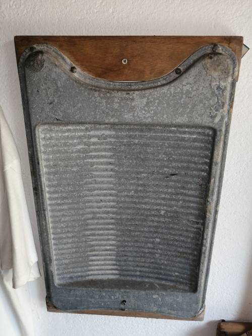Old galvinized washing board