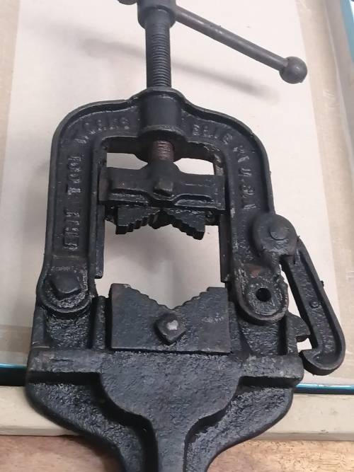 Vintage pipe vice