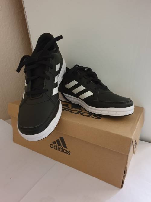 Adidas Alta Sport Ladies Sneakers *Size 3*