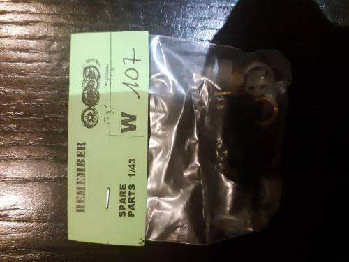 Model car wheels (For 6 cars)