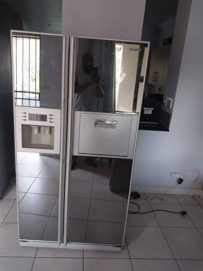 Samsung Double Door Mirror Dispenser Fridge, Ice Maker, Cooling, Freezer, Complete inside, Working