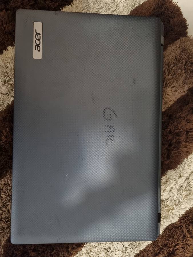 Acer Aspire i3 laptop please read