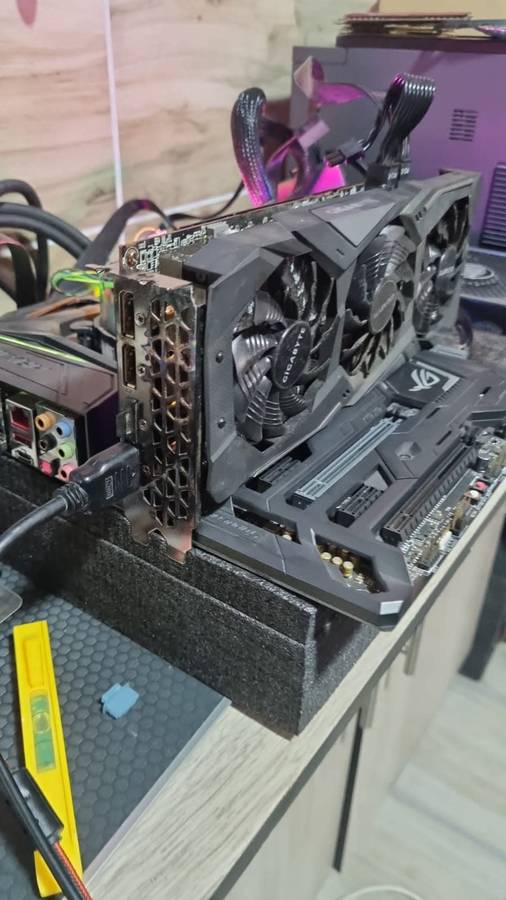 Gigabyte GV-R57XTGAMING OC-8GD Graphics Card