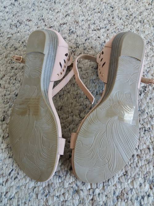 PALE PINK SANDALS