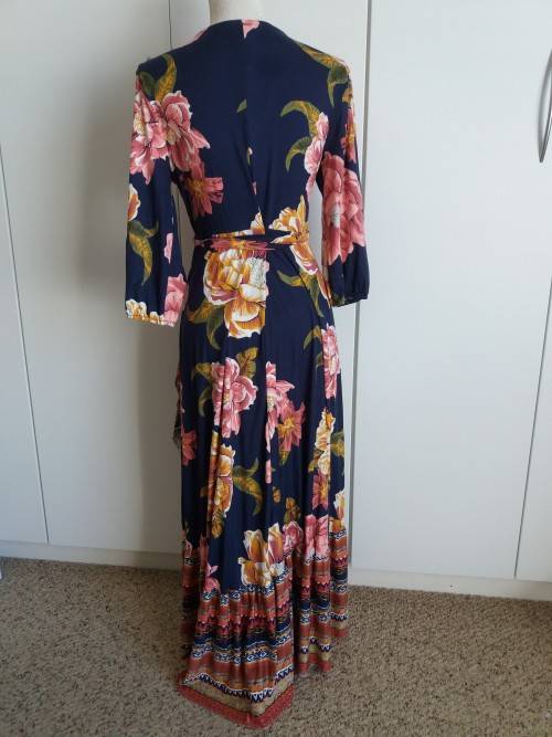 FLORAL WRAP DRESS
