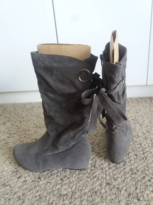 GREY BOOTS