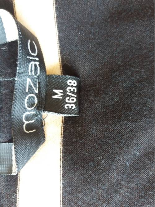 BLACK AND CREAM T-SHIRT