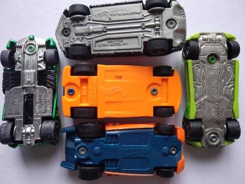 Lot of 10 Toy Cars (well used) - scale 1:64