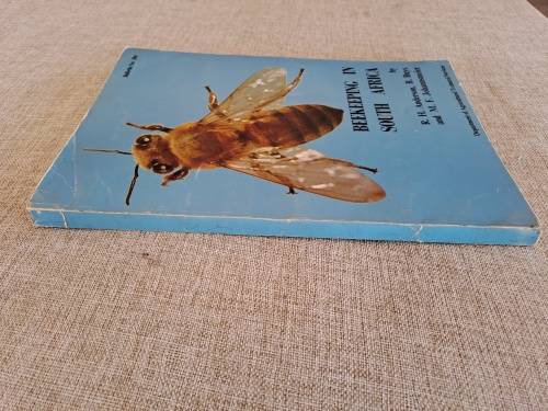 Beekeeping in South Africa - Anderson, Buys, Johannsmeier