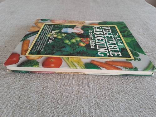 The A-Z of Vegetable Gardening in South Africa - Jack Hadfield