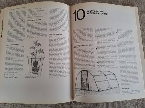 The A-Z of Vegetable Gardening in South Africa - Jack Hadfield