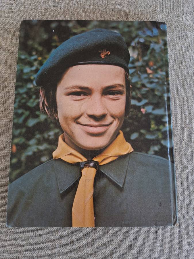 The Scout`s Pathfinder Annual 1976