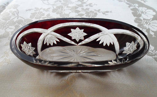 *SPRING SPECIAL* VINTAGE RICH RUBY RED  CUT TO CLEAR GLASS TRINKET DISH