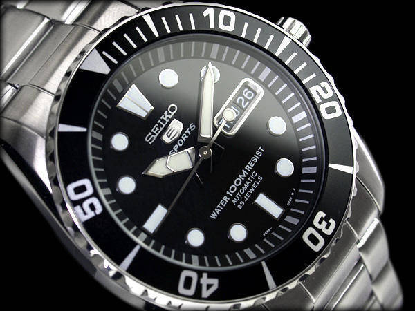 SEIKO 5 SPORTS SEAURCHIN SUBMARINER AUTOMATIC 23 JEWEL WATCH