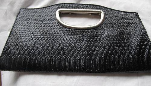 BLACK EVENING BAG