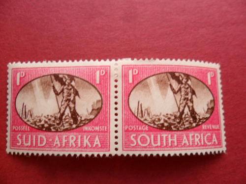 UNION OF S.A. - 1945 - 1d PAIR - MINT - VICTORY ISSUE