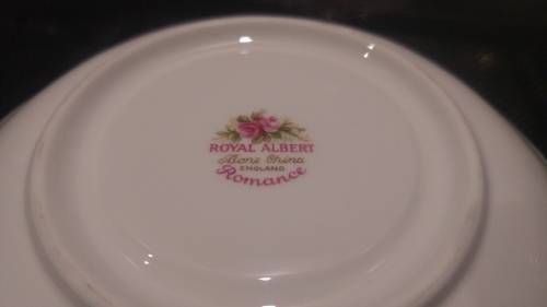 Royal Albert "Romance" Trio's